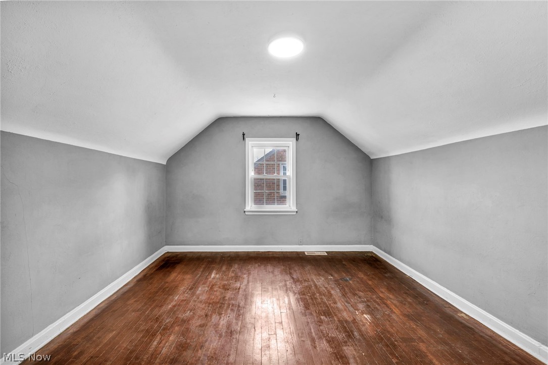 16809 Scottsdale Boulevard Shaker Heights OH 44120