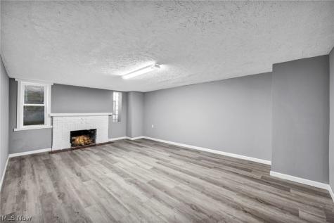 16809 Scottsdale Boulevard Shaker Heights OH 44120