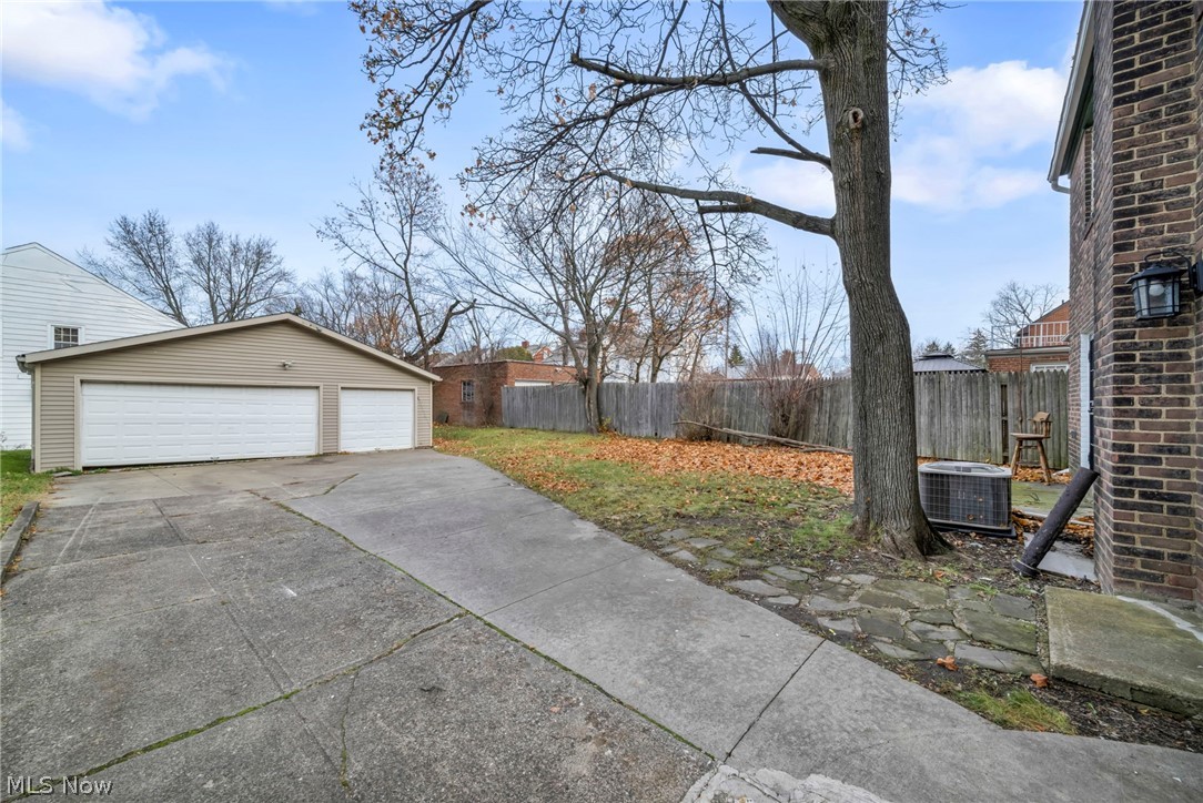 16809 Scottsdale Boulevard Shaker Heights OH 44120