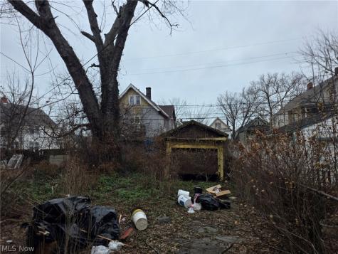 13607 Beaumont Avenue Cleveland OH 44112