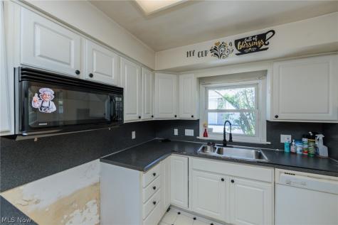 1883 Maywood Road South Euclid OH 44121