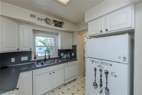 1883 Maywood Road South Euclid OH 44121