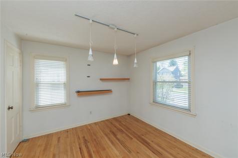 1883 Maywood Road South Euclid OH 44121