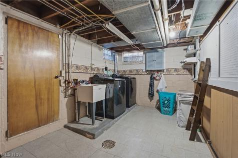 2103 Broad Avenue NW Canton OH 44708