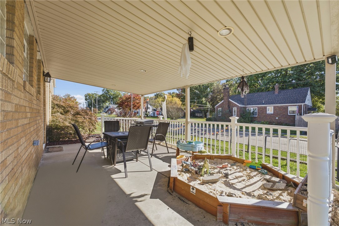 2103 Broad Avenue NW Canton OH 44708