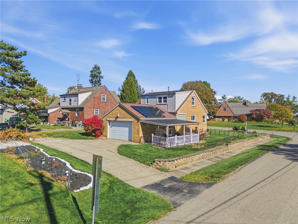 2103 Broad Avenue NW Canton OH 44708