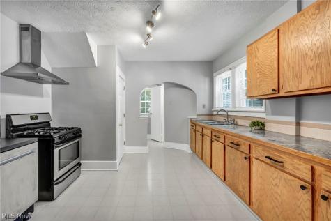 280 Wildwood Avenue Akron OH 44320