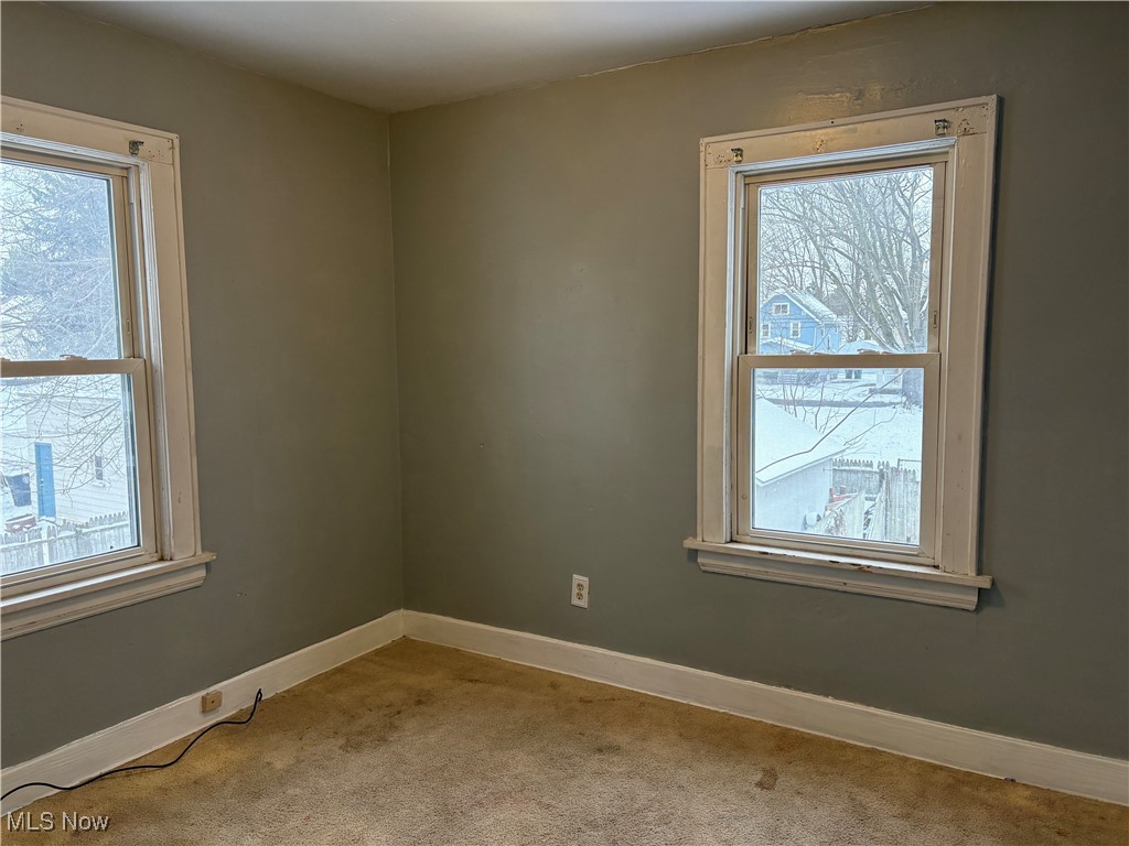 586 Morgan Avenue Akron OH 44311