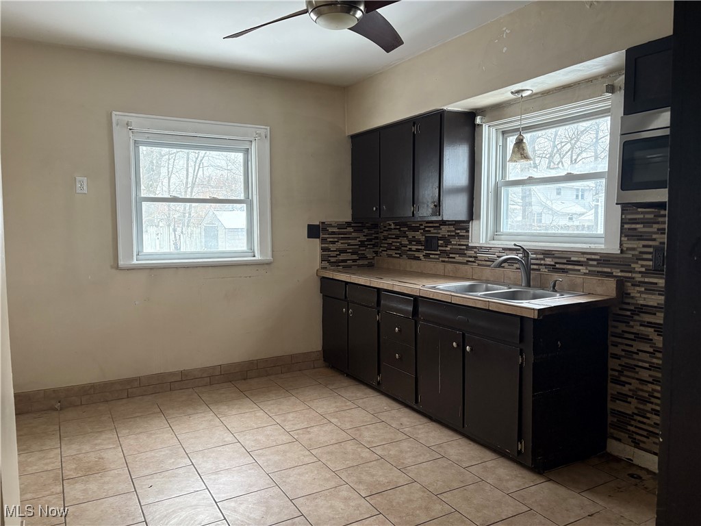 586 Morgan Avenue Akron OH 44311