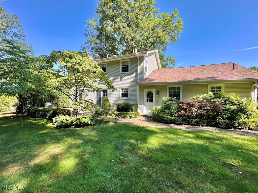 8528 Deer Creek Lane NE Warren OH 44484