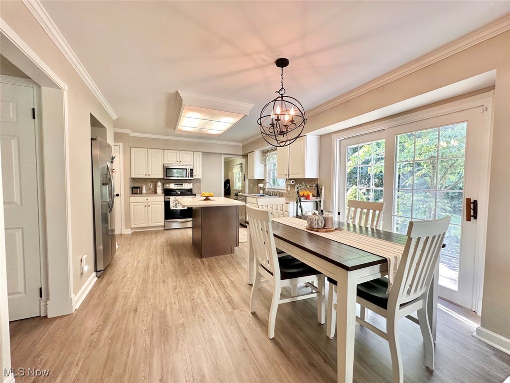 8528 Deer Creek Lane NE Warren OH 44484