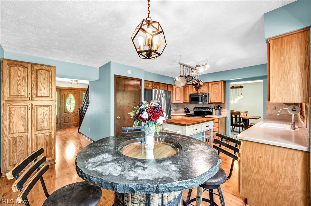 9533 Catalpa Circle Mentor OH 44060