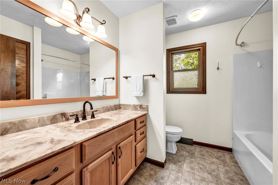 9533 Catalpa Circle Mentor OH 44060