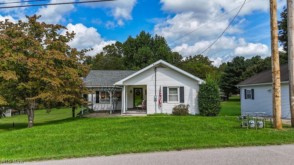 565 Dana Road Newport OH 45768