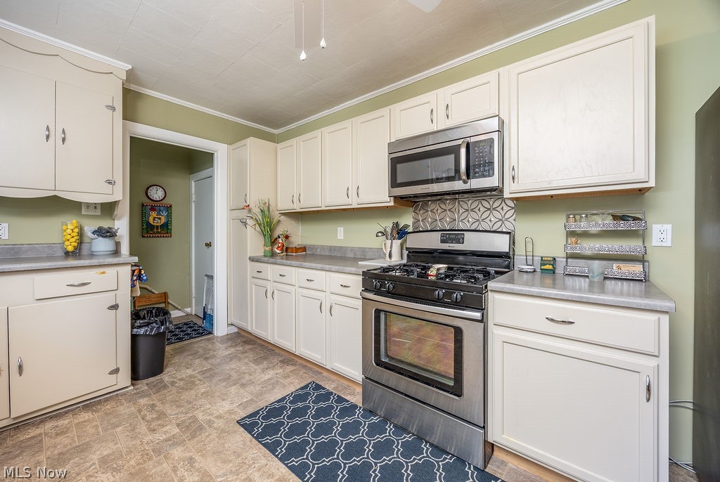 565 Dana Road Newport OH 45768
