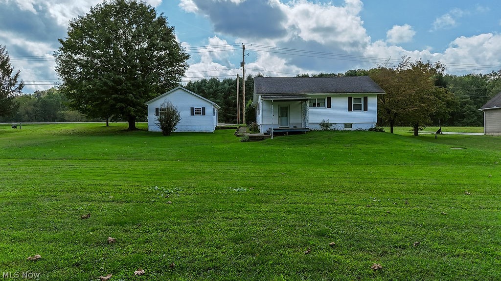 565 Dana Road Newport OH 45768