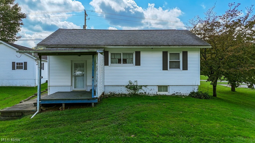 565 Dana Road Newport OH 45768