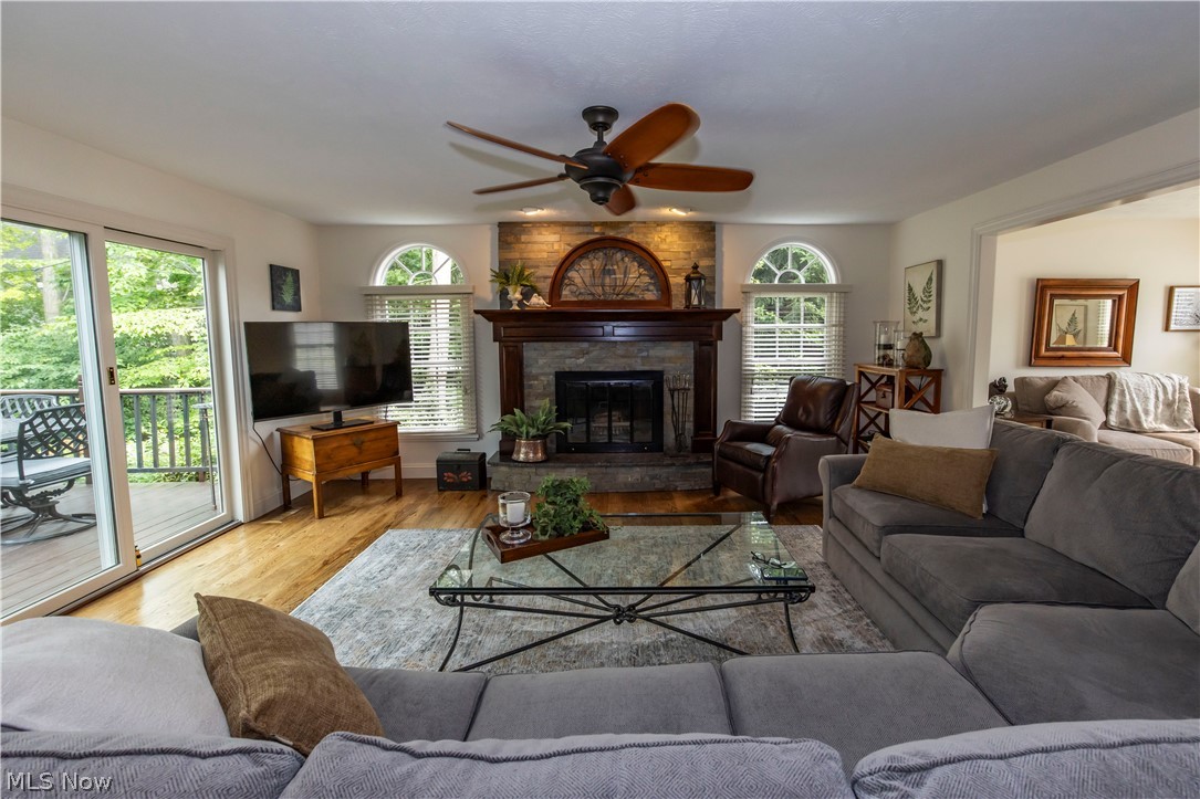 300 Lakeview Circle Aurora OH 44202