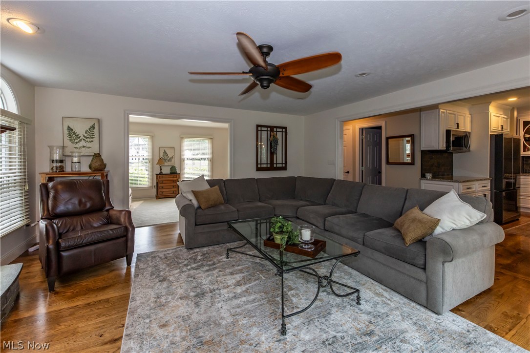 300 Lakeview Circle Aurora OH 44202