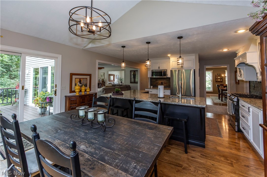 300 Lakeview Circle Aurora OH 44202
