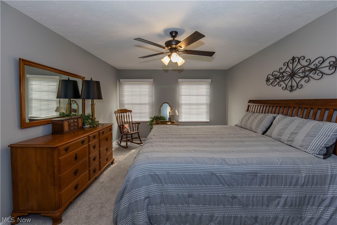 300 Lakeview Circle Aurora OH 44202