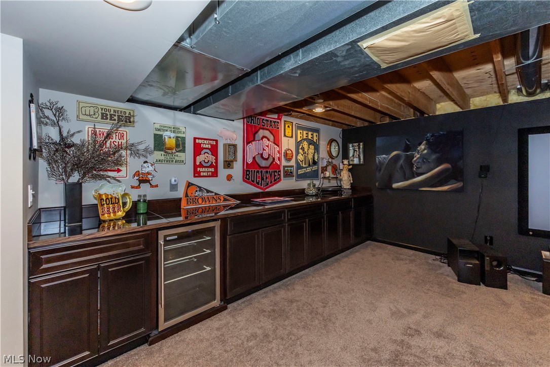 300 Lakeview Circle Aurora OH 44202
