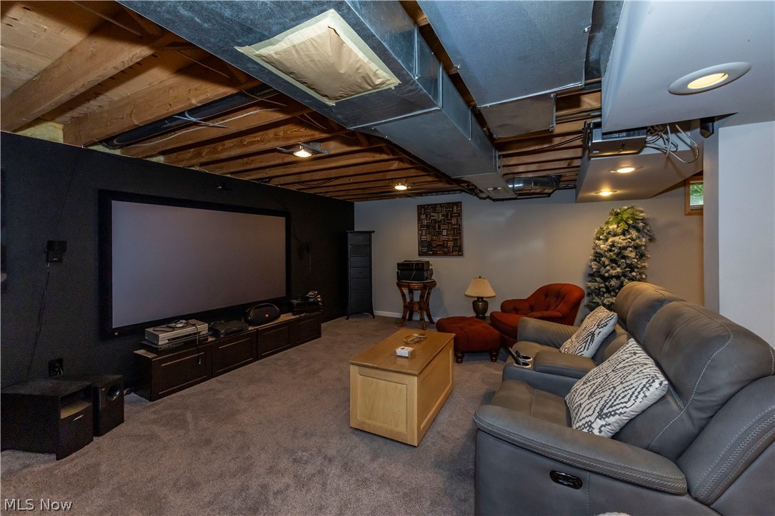 300 Lakeview Circle Aurora OH 44202