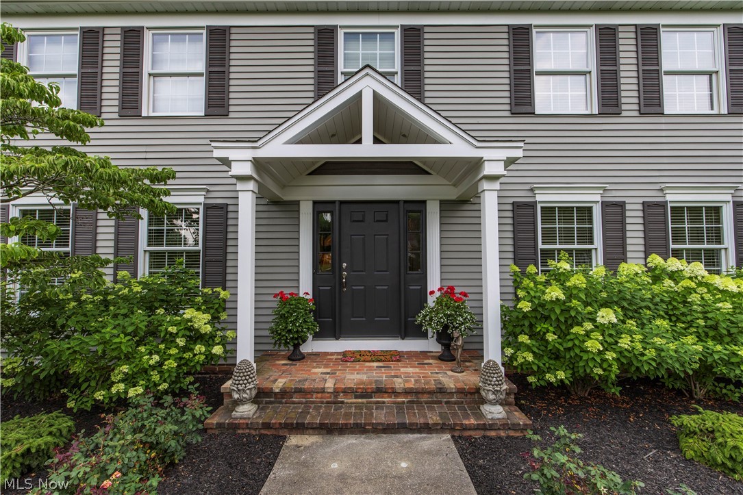 300 Lakeview Circle Aurora OH 44202