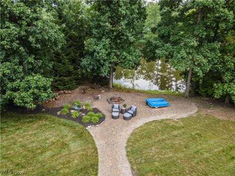 300 Lakeview Circle Aurora OH 44202