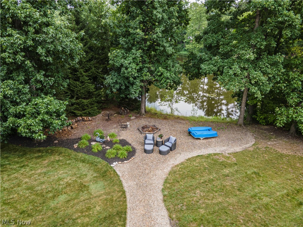 300 Lakeview Circle Aurora OH 44202