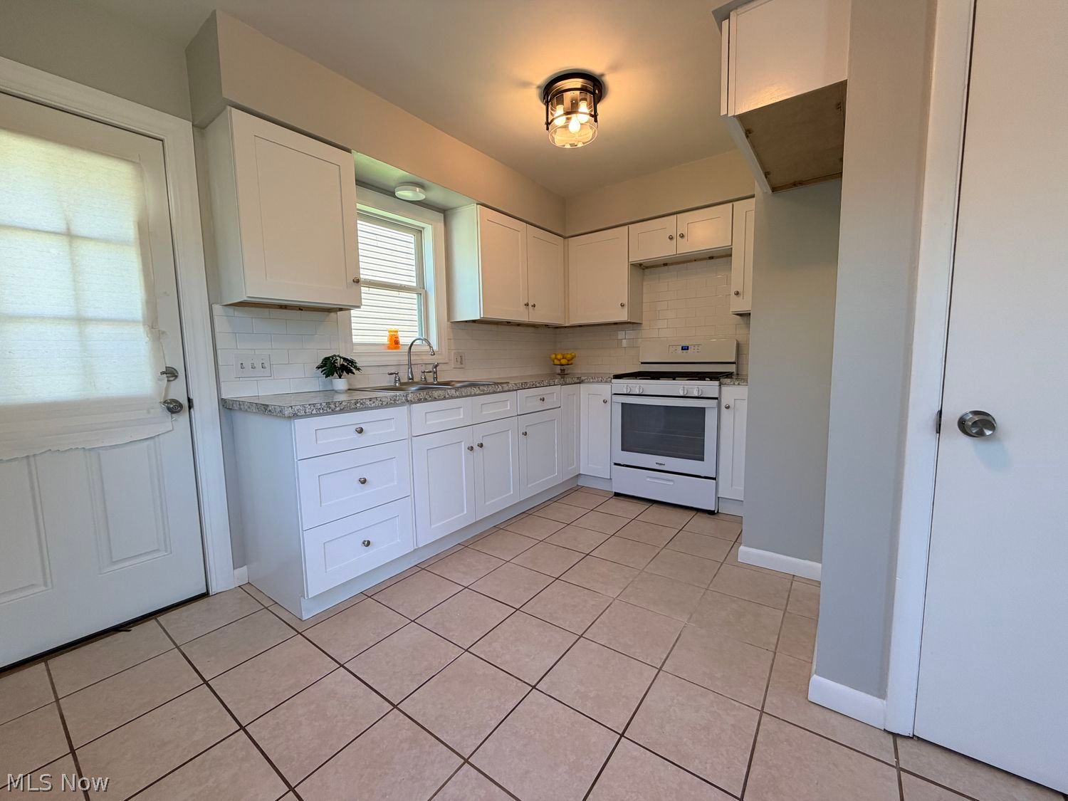 2033 Eastlawn Avenue Akron OH 44305