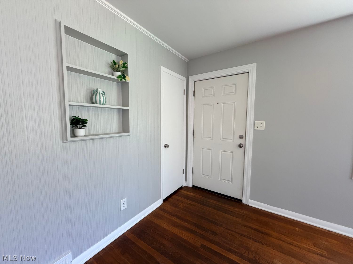 2033 Eastlawn Avenue Akron OH 44305
