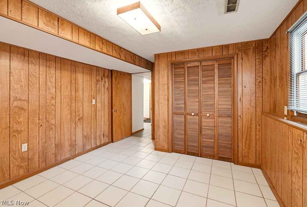 15678 Auburn Road Newbury OH 44065