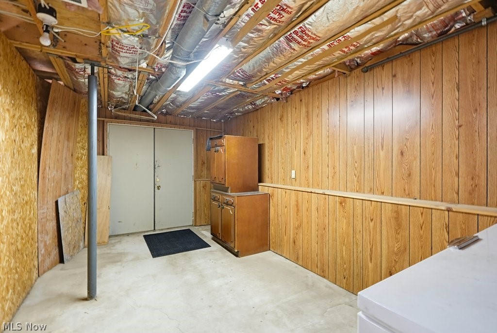15678 Auburn Road Newbury OH 44065