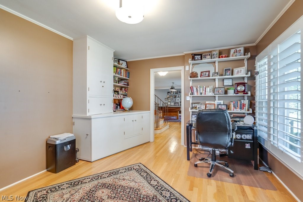 22212 E Byron Road Shaker Heights OH 44122