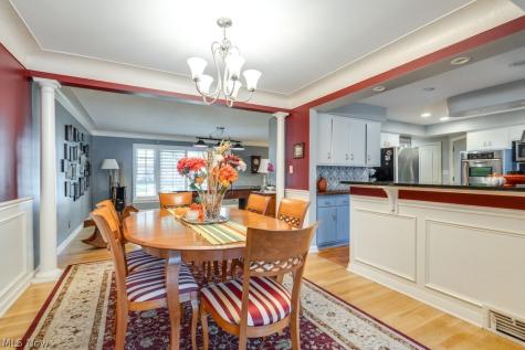 22212 E Byron Road Shaker Heights OH 44122
