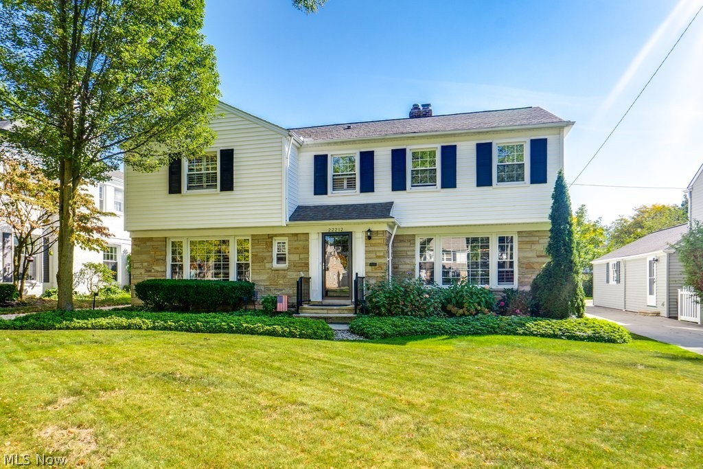 22212 E Byron Road Shaker Heights OH 44122