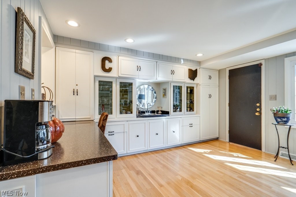 22212 E Byron Road Shaker Heights OH 44122