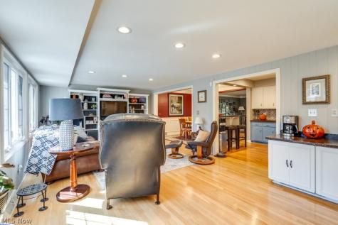 22212 E Byron Road Shaker Heights OH 44122