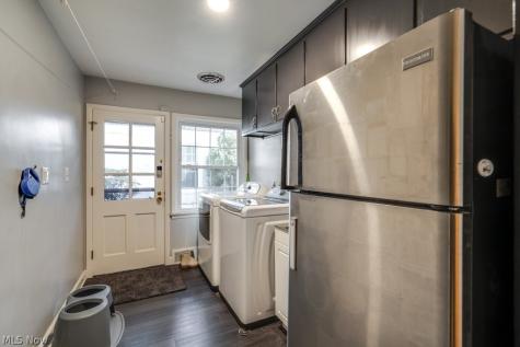 22212 E Byron Road Shaker Heights OH 44122