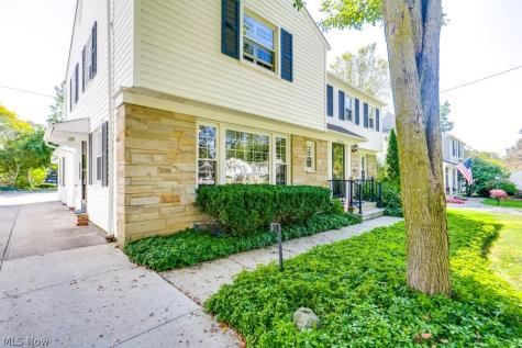 22212 E Byron Road Shaker Heights OH 44122