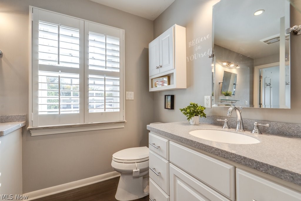 22212 E Byron Road Shaker Heights OH 44122