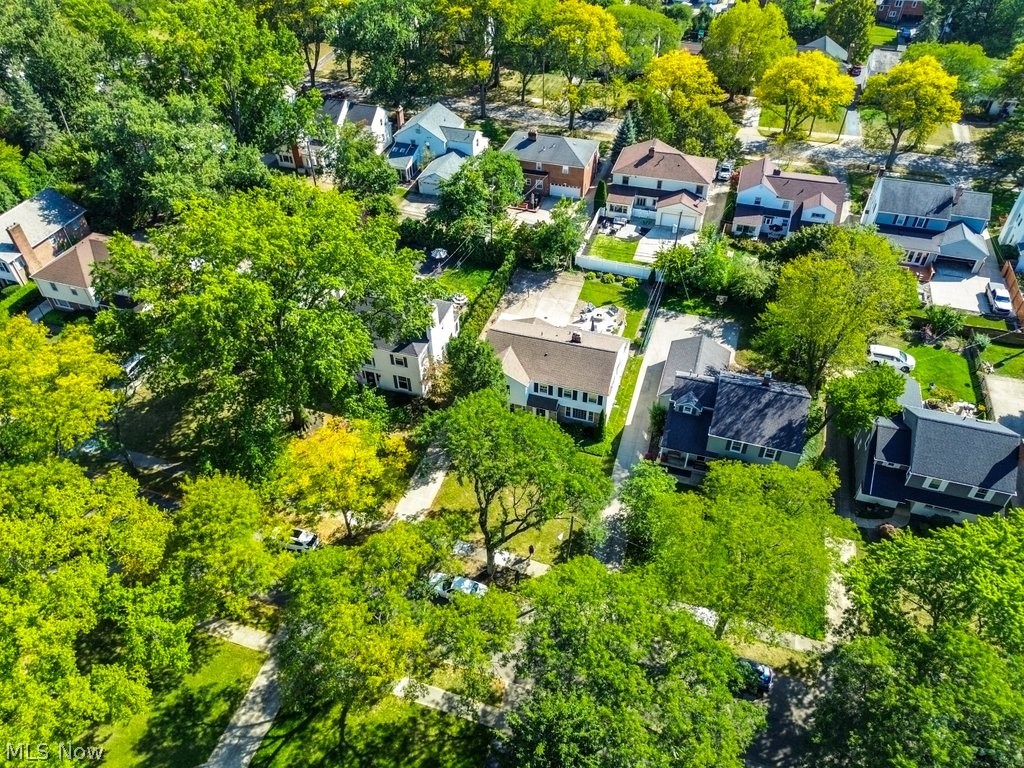 22212 E Byron Road Shaker Heights OH 44122