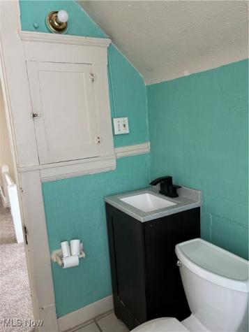 9516 Kirkwood Cleveland OH 44102