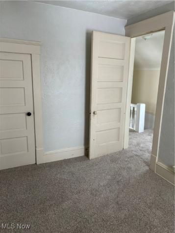 9516 Kirkwood Cleveland OH 44102