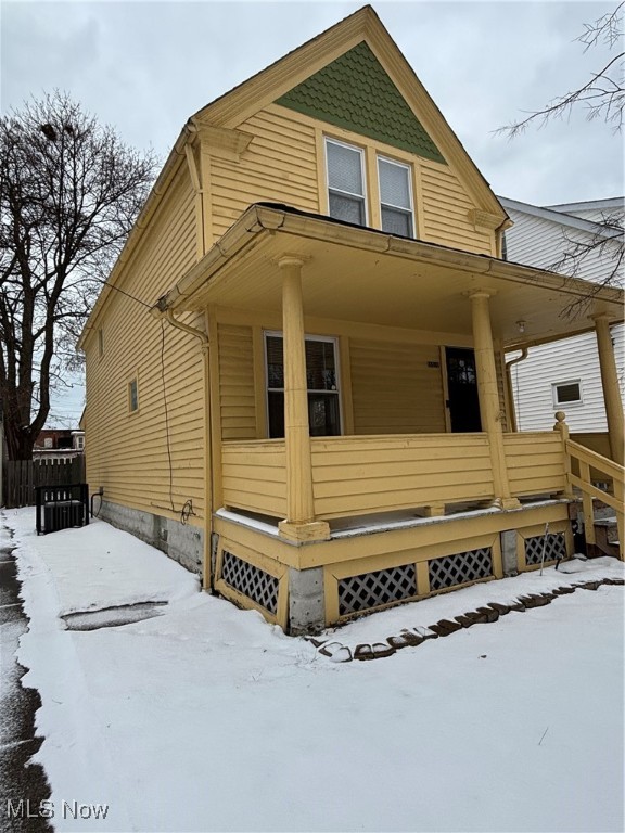 9516 Kirkwood Cleveland OH 44102