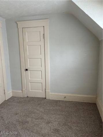 9516 Kirkwood Cleveland OH 44102