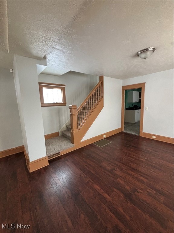 9516 Kirkwood Cleveland OH 44102