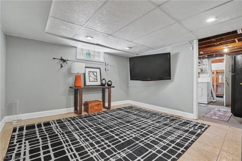 172 Westover Drive Akron OH 44313