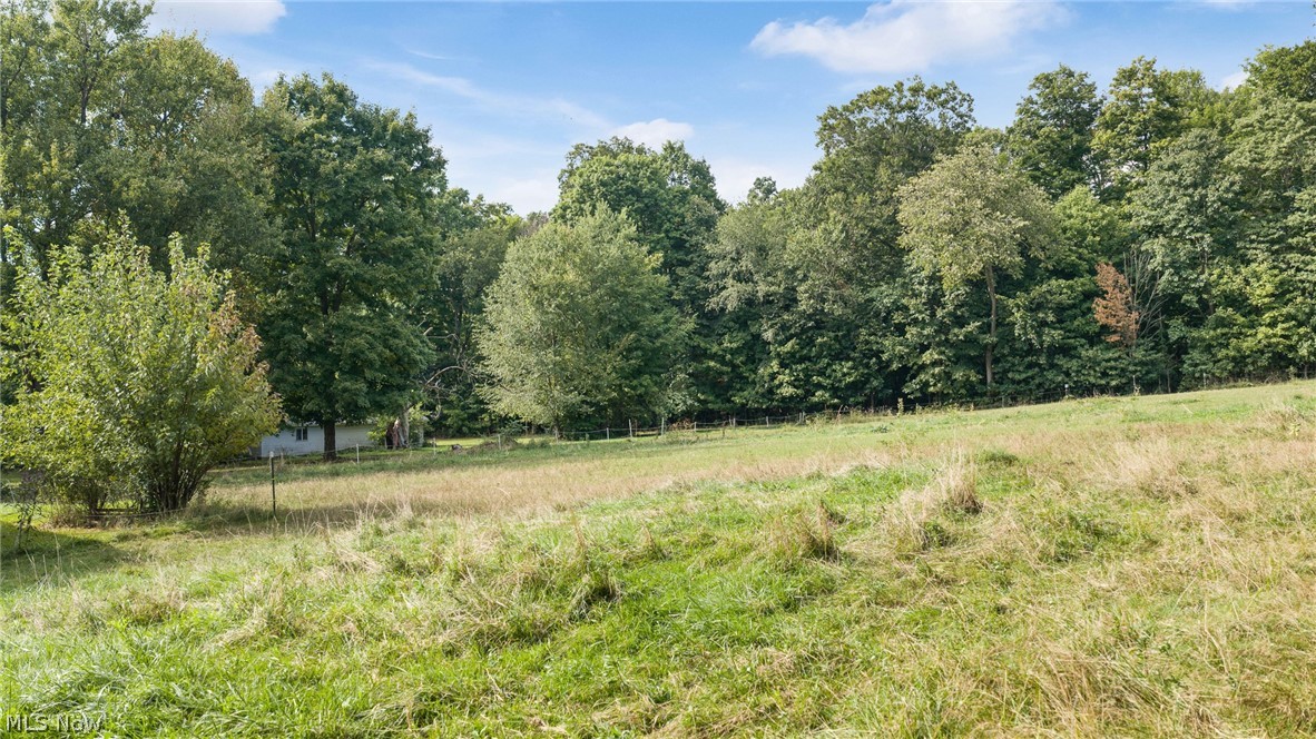2748 S West Lebanon Road Dalton OH 44618